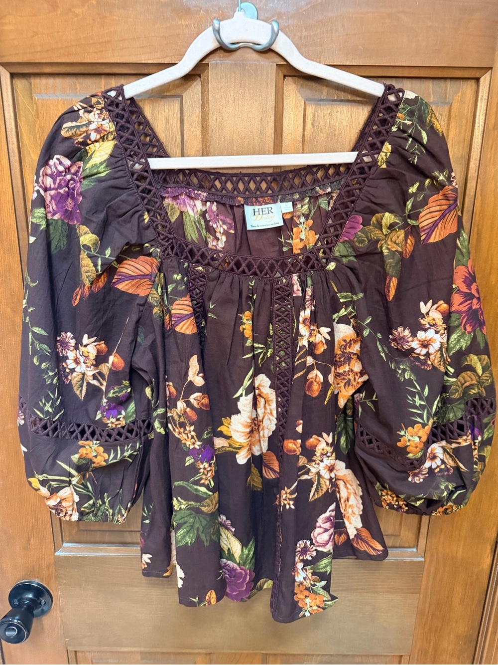 HER Destiny Floral Puff-Sleeve Peasant Blouse